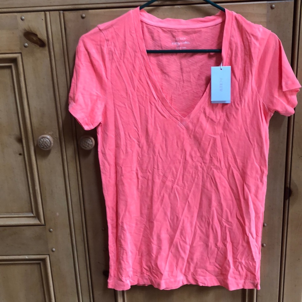NWT J. CREW Vintage Cotton M Medium V Neck Tee Top 💯 Cotton Bright Coral Pink
